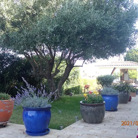 Bed & Breakfast Les Fruitiers Agde